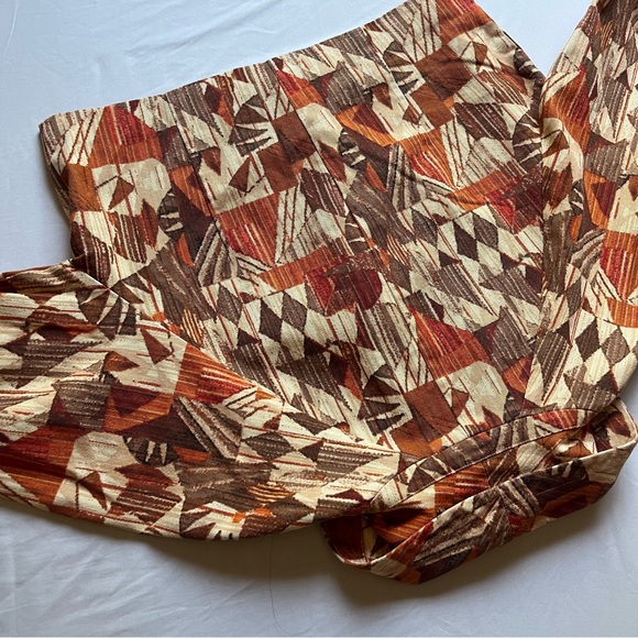 THE BRIGHT SIDE brown orange cream geo one button cropped long sleeve jacket - Picture 5 of 7